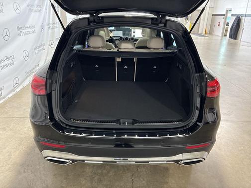 2026 Mercedes-Benz GLC 300 4MATIC