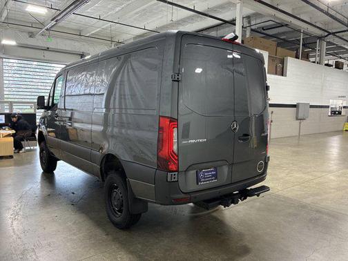 2025 Mercedes-Benz Sprinter 2500 Standard Roof