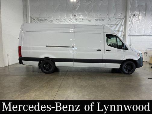 2025 Mercedes-Benz Sprinter 2500 High Roof