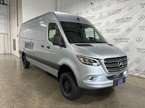 2025 Mercedes-Benz Sprinter 2500 High Roof