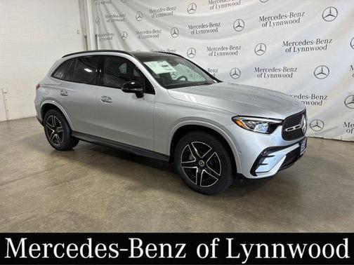 2025 Mercedes-Benz GLC 300 4MATIC