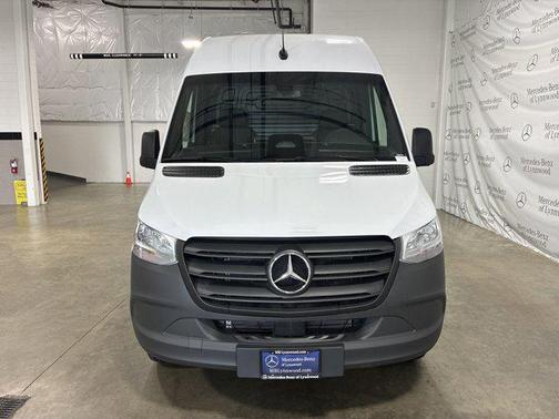 2025 Mercedes-Benz Sprinter 2500 High Roof