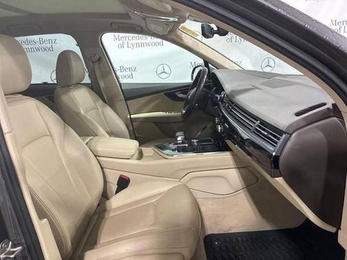 2019 Audi Q7 55 Prestige