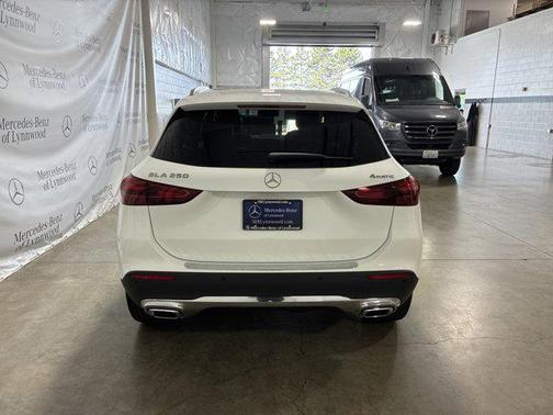 2025 Mercedes-Benz GLA 250 4MATIC