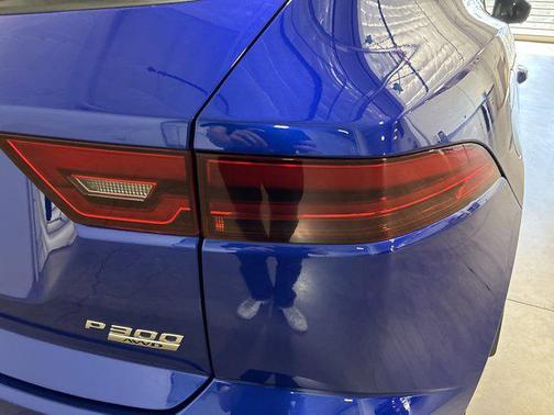 2018 Jaguar E-PACE R-Dynamic HSE