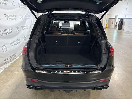 2025 Mercedes-Benz AMG GLS 63 Base