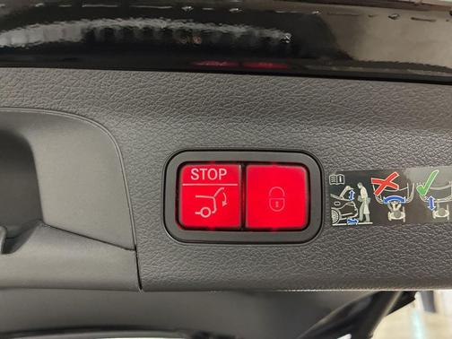 2025 Mercedes-Benz AMG GLS 63 Base