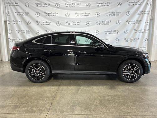 2025 Mercedes-Benz GLC 300 4MATIC Coupe