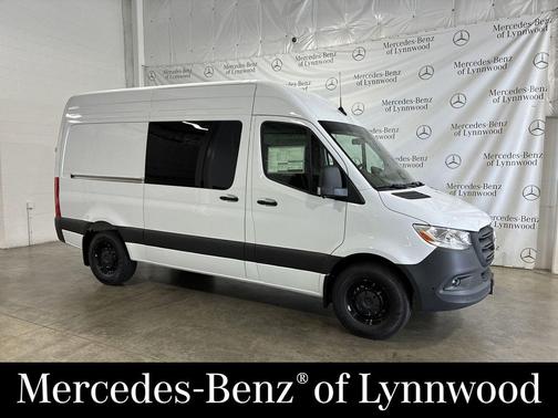 2025 Mercedes-Benz Sprinter 2500 Standard Roof