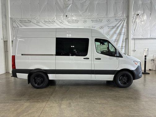 2025 Mercedes-Benz Sprinter 2500 High Roof