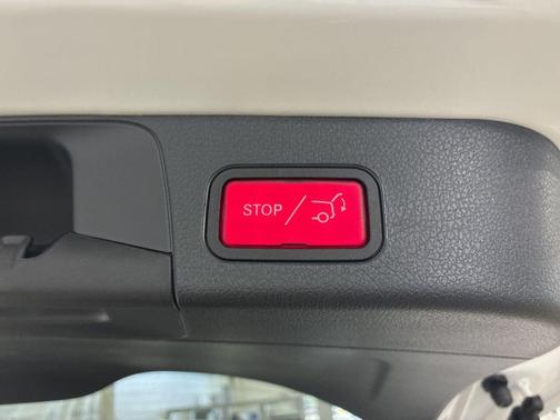 2026 Mercedes-Benz GLB 250 4MATIC