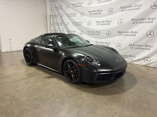 2024 Porsche 911 Targa 4