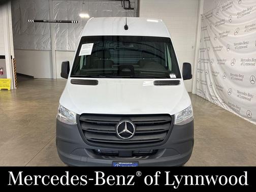 Arctic White 2025 Mercedes-Benz Sprinter 2500 Standard Roof