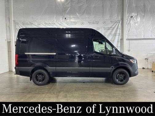 2025 Mercedes-Benz Sprinter 2500 High Roof