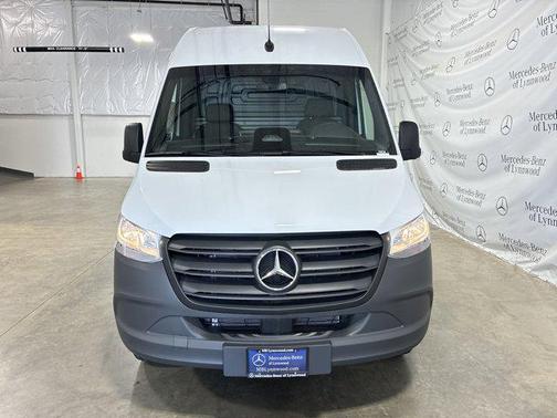 2025 Mercedes-Benz Sprinter 2500 High Roof