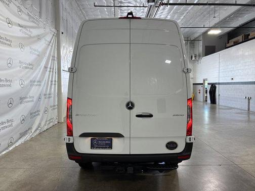 2025 Mercedes-Benz Sprinter 2500 High Roof