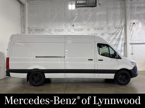 2025 Mercedes-Benz Sprinter 2500 High Roof