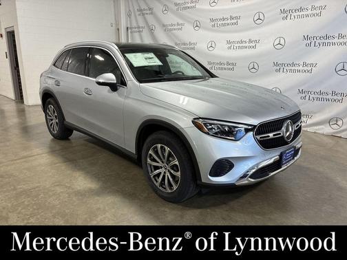 2025 Mercedes-Benz GLC 300 4MATIC