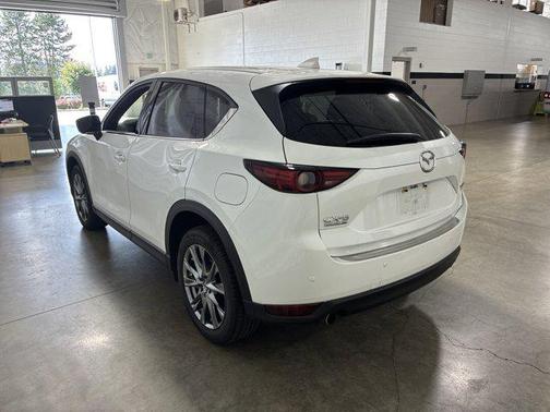 2021 Mazda CX-5 Signature