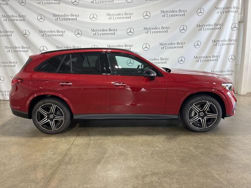 2026 Mercedes-Benz GLC 350e Base