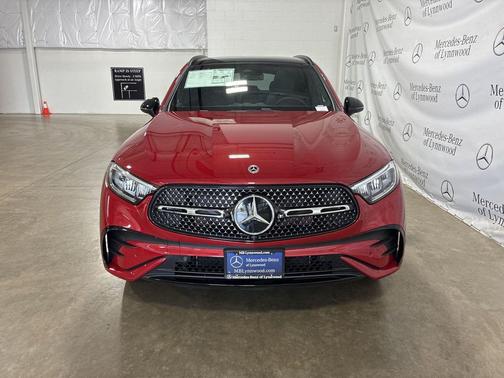 2026 Mercedes-Benz GLC 350e Base