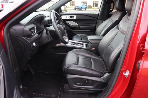 2022 Ford Explorer Platinum