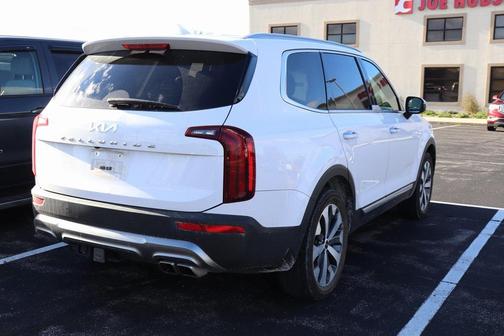 2022 Kia Telluride S