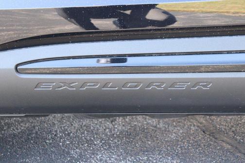 Agate Black Metallic 2026 Ford Explorer Active