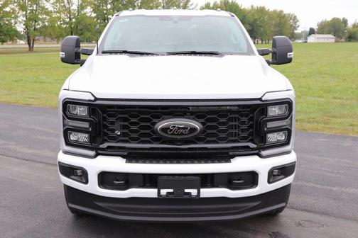 2026 Ford F-350 XLT