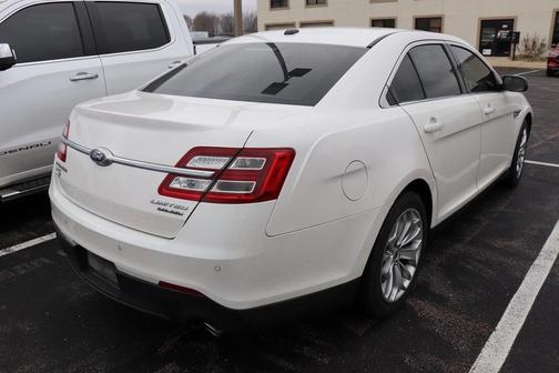 2019 Ford Taurus Limited