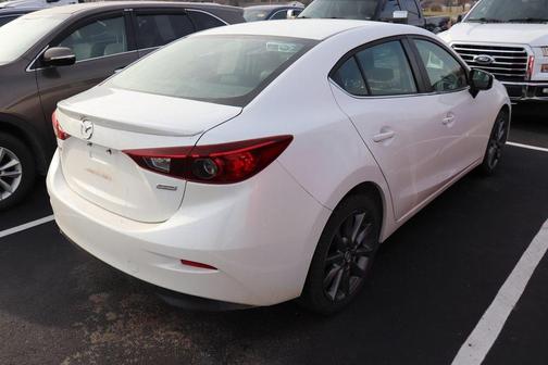 2018 Mazda Mazda3 Touring