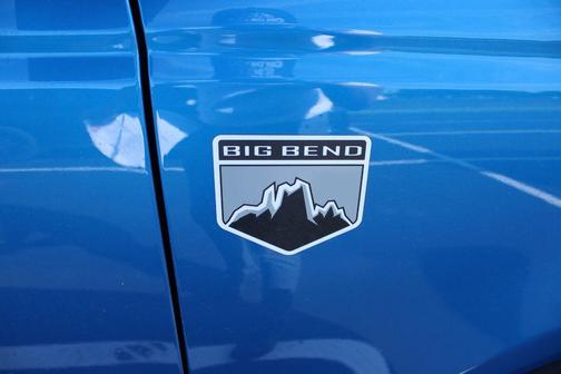 Velocity Blue Metallic 2023 Ford Bronco Big Bend