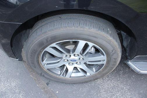 Agate Black Metallic 2022 Ford Expedition Max Limited
