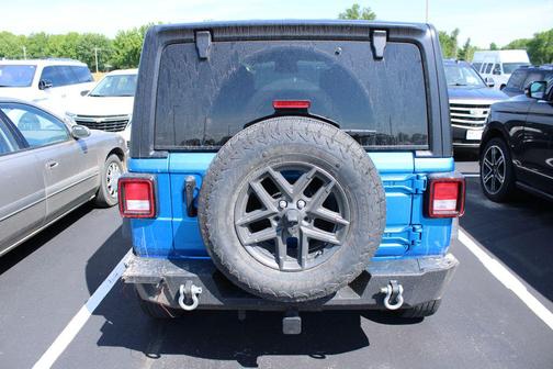 Hydro Blue Pearlcoat 2024 Jeep Wrangler Sport S