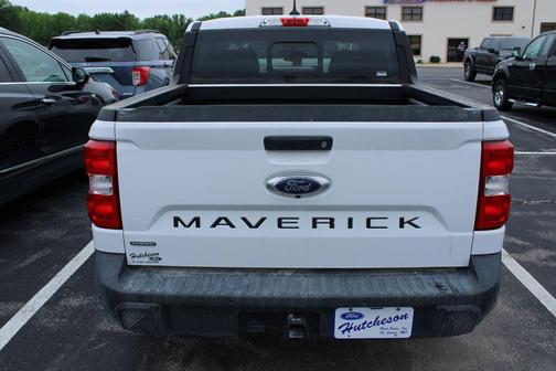 Oxford White 2024 Ford Maverick Lariat