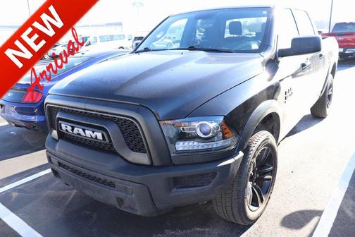2024 RAM 1500 Classic Warlock Crew Cab 4x4 5'7' Box