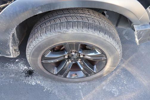 2024 RAM 1500 Classic Warlock Crew Cab 4x4 5'7' Box