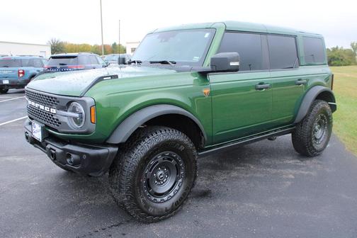 Eruption Green Metallic 2025 Ford Bronco Badlands