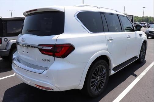 2024 INFINITI QX80 SENSORY AWD
