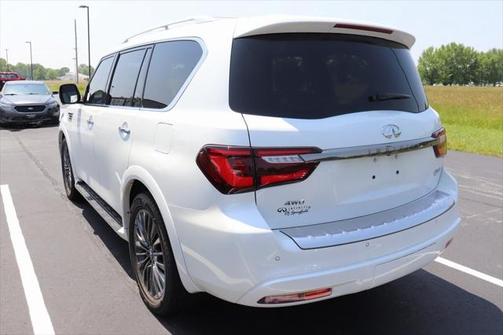 2024 INFINITI QX80 SENSORY AWD