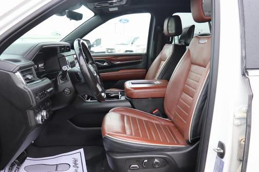 2023 GMC Yukon XL Denali Ultimate
