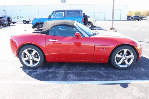 2006 Pontiac Solstice Base