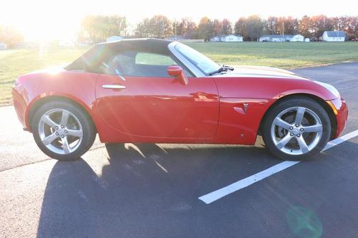 2006 Pontiac Solstice Base