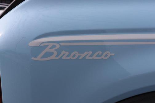 2025 Ford Bronco Heritage Edition