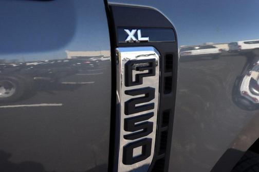 2025 Ford F-250 XL