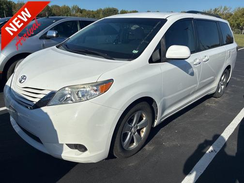 2015 Toyota Sienna SE