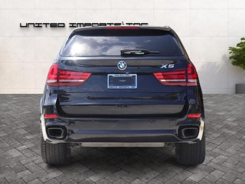 Black Sapphire Metallic 2015 BMW X5 xDrive50i