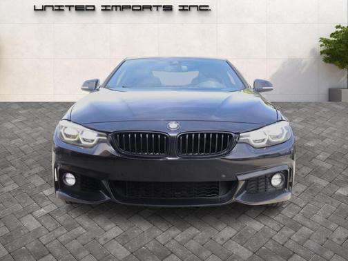 Black Sapphire Metallic 2019 BMW 440 i