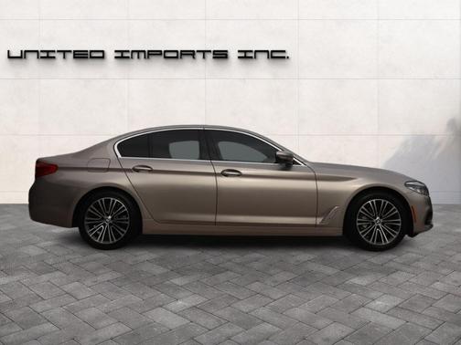 2018 BMW 530 530i