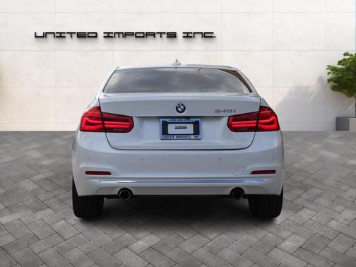 2016 BMW 340 340i